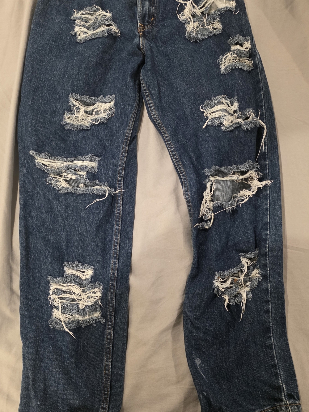 Levi's Distressed Women's Blue Denim Ripped Jeans